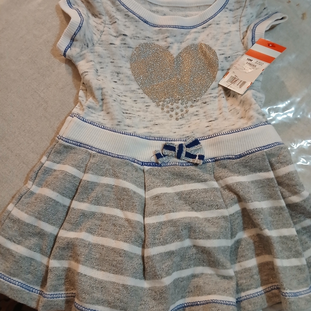 Striped Dress with Heart Design - Picture 2 of 7